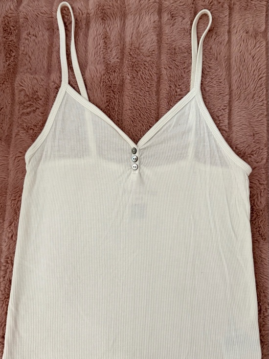 American Eagle Outfitters Tops - American Eagle Outfitters Cream Ribbed V-Neck Cami with Front Buttons